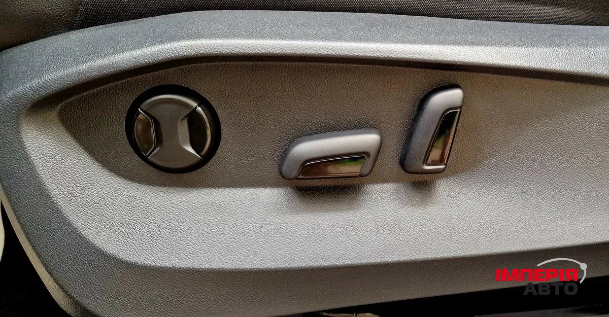 Volkswagen Tiguan - фото 22