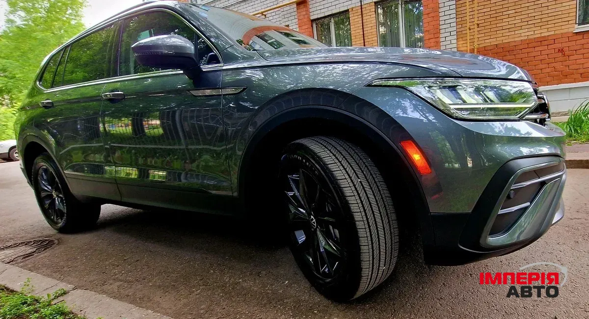 Volkswagen Tiguan - фото 13