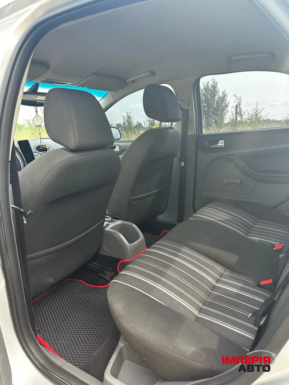 Ford Focus - фото 10