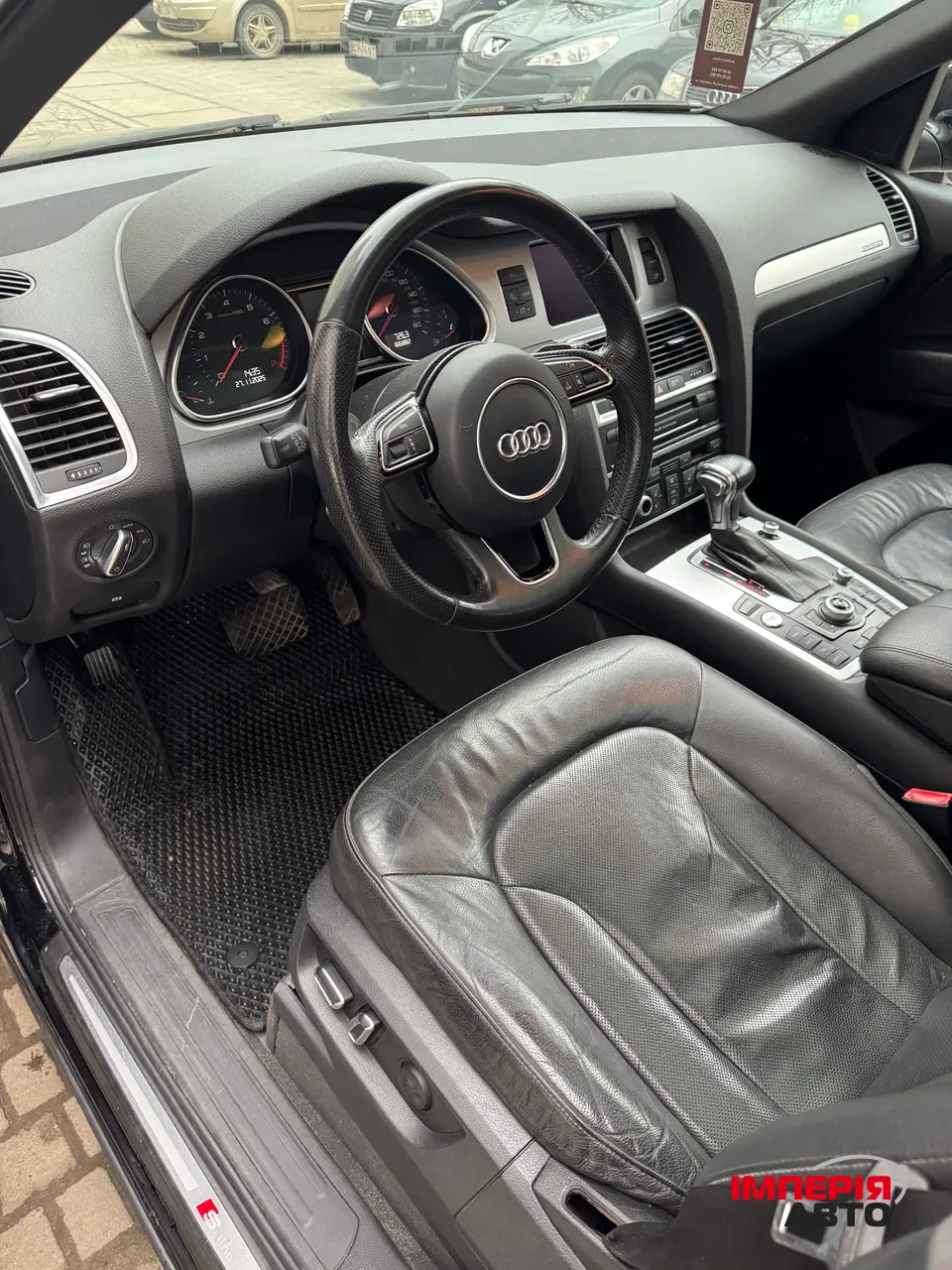 Audi Q7 - фото 10