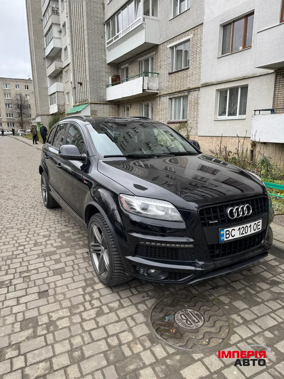 Audi Q7 - фото 1