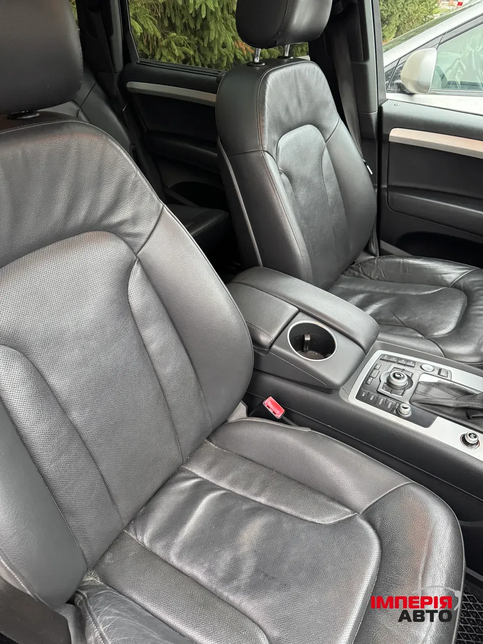 Audi Q7 - фото 17