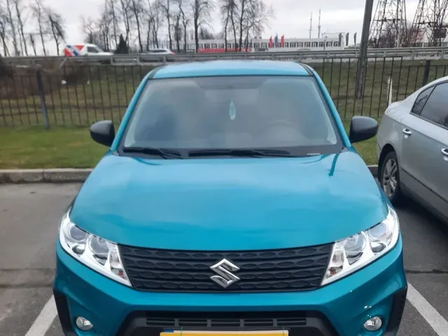Suzuki Vitara - фото 2