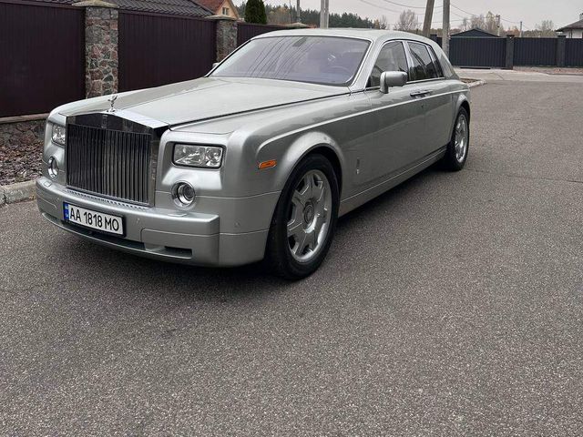 Rolls-Royce Phantom - фото 2