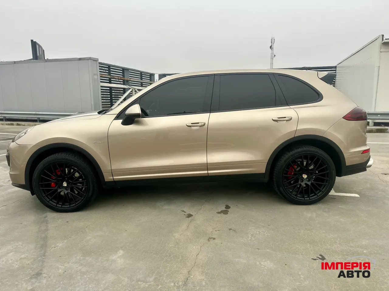 Porsche Cayenne - фото 6