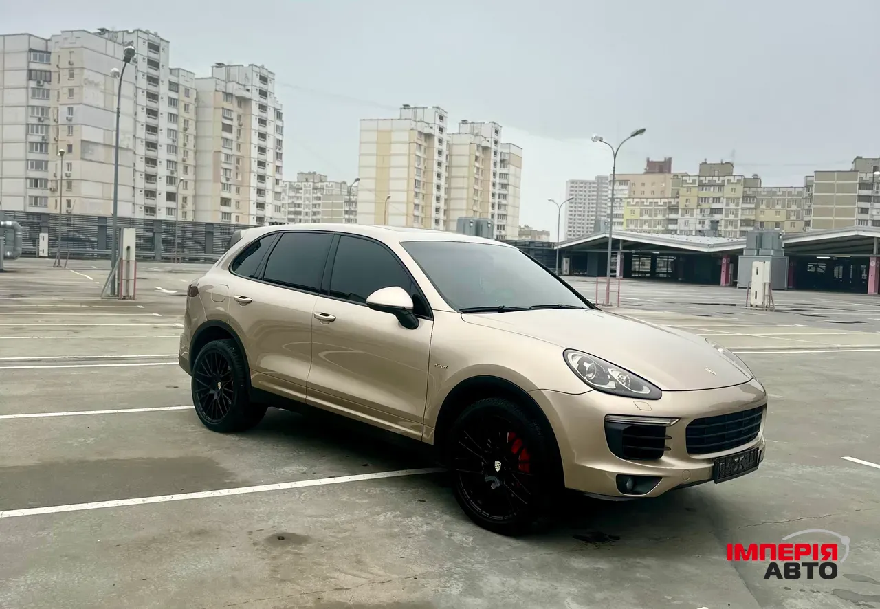 Porsche Cayenne - фото 14