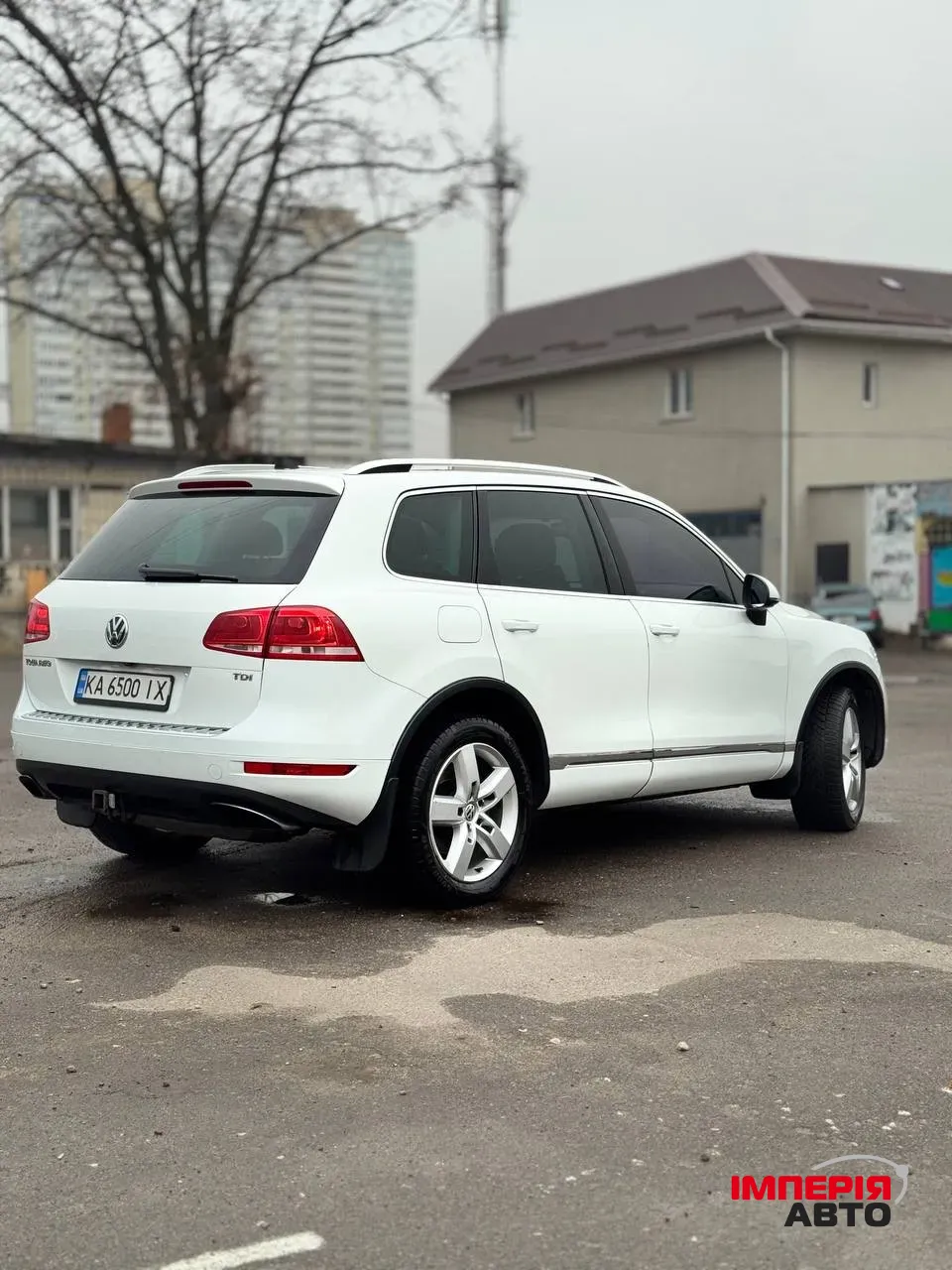 Volkswagen Touareg - фото 7