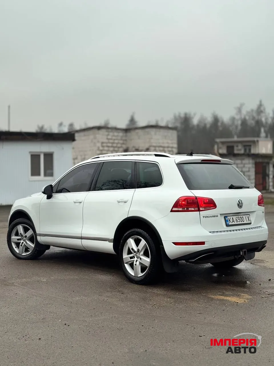 Volkswagen Touareg - фото 5