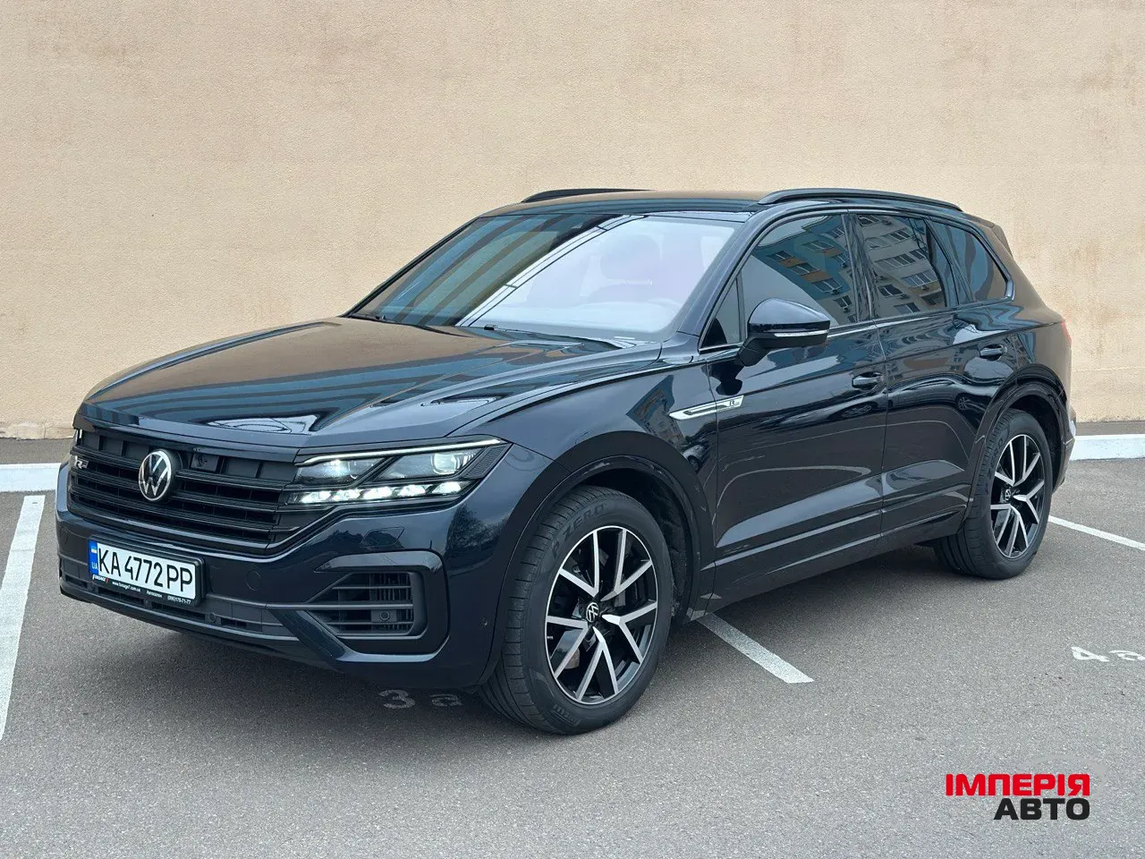 Volkswagen Touareg - фото 4