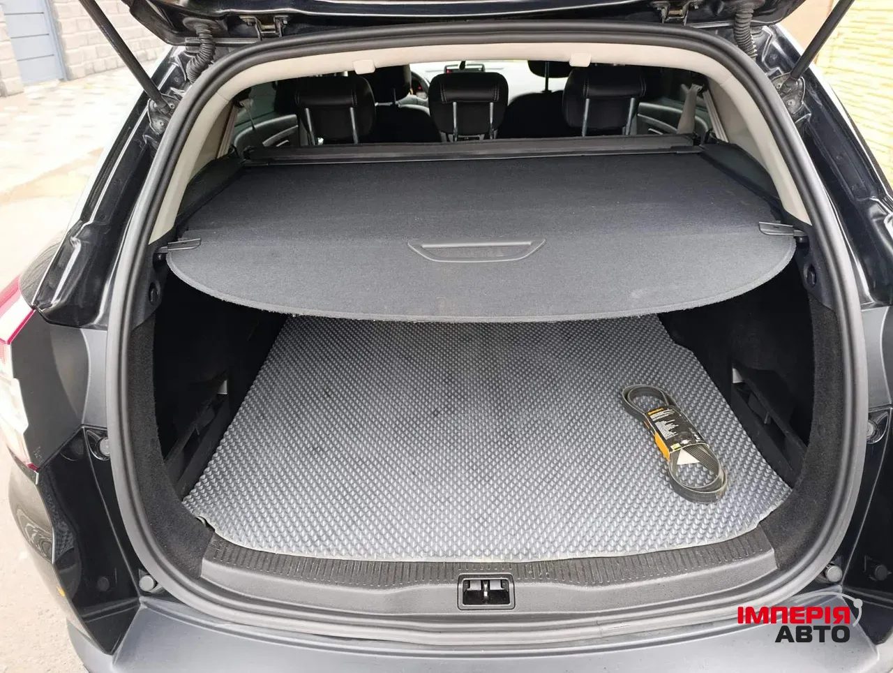 Renault Megane - фото 13