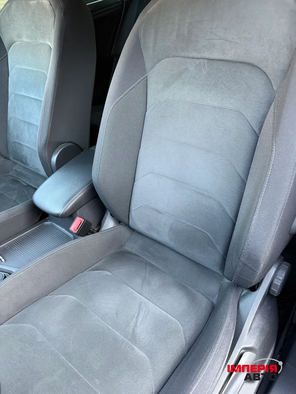 Volkswagen Tiguan - фото 14