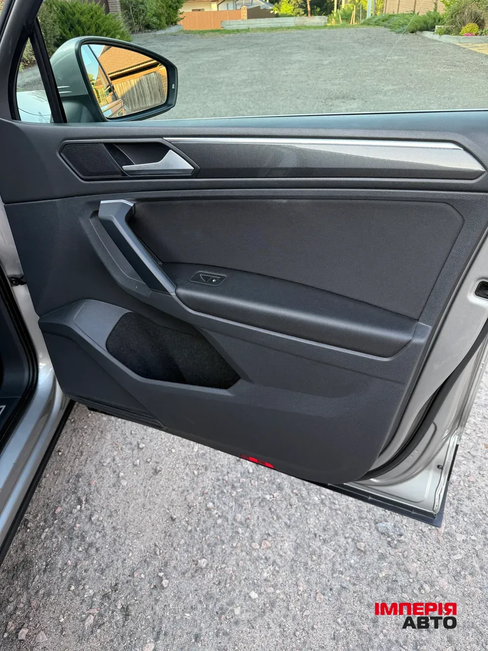 Volkswagen Tiguan - фото 7