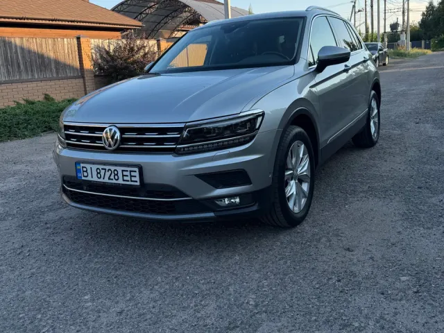 Volkswagen Tiguan - фото 5