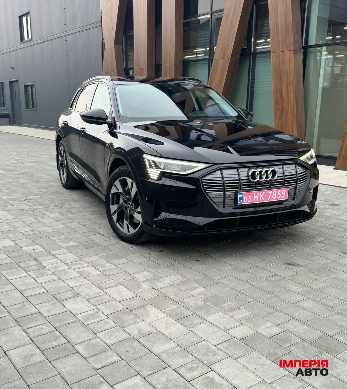 Audi e-tron - фото 3