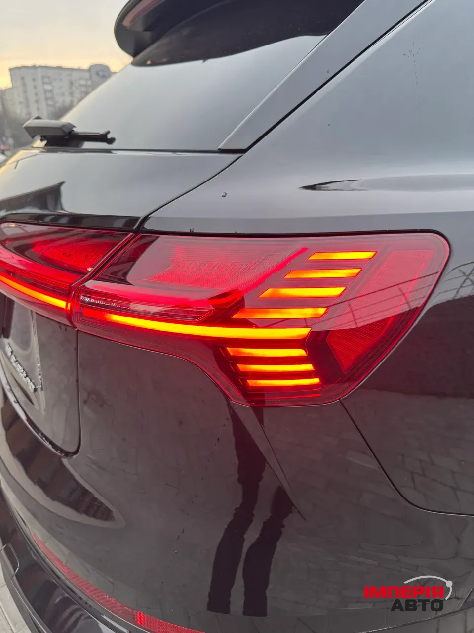 Audi e-tron - фото 11