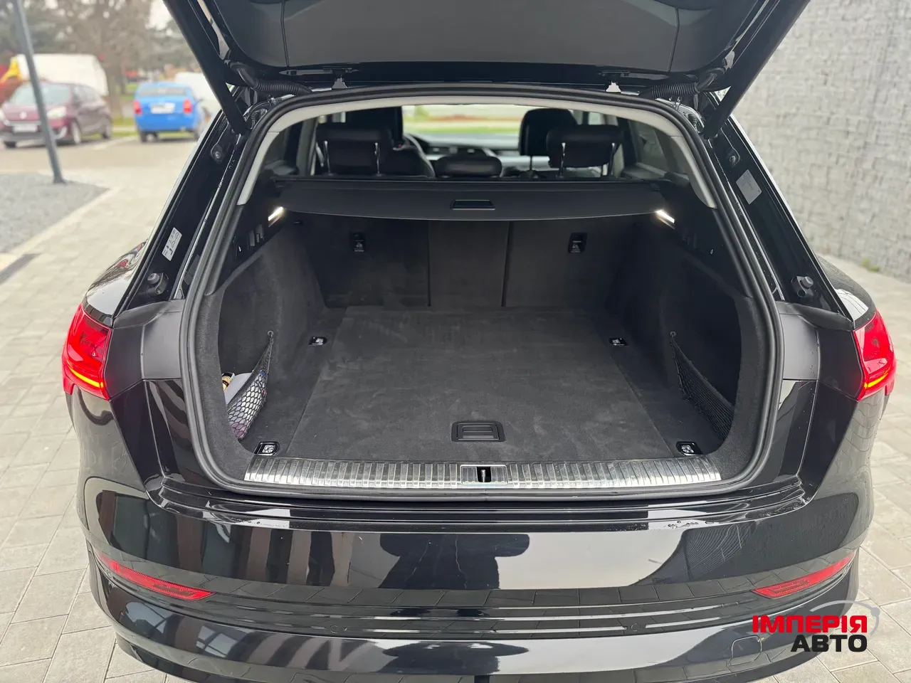 Audi e-tron - фото 47