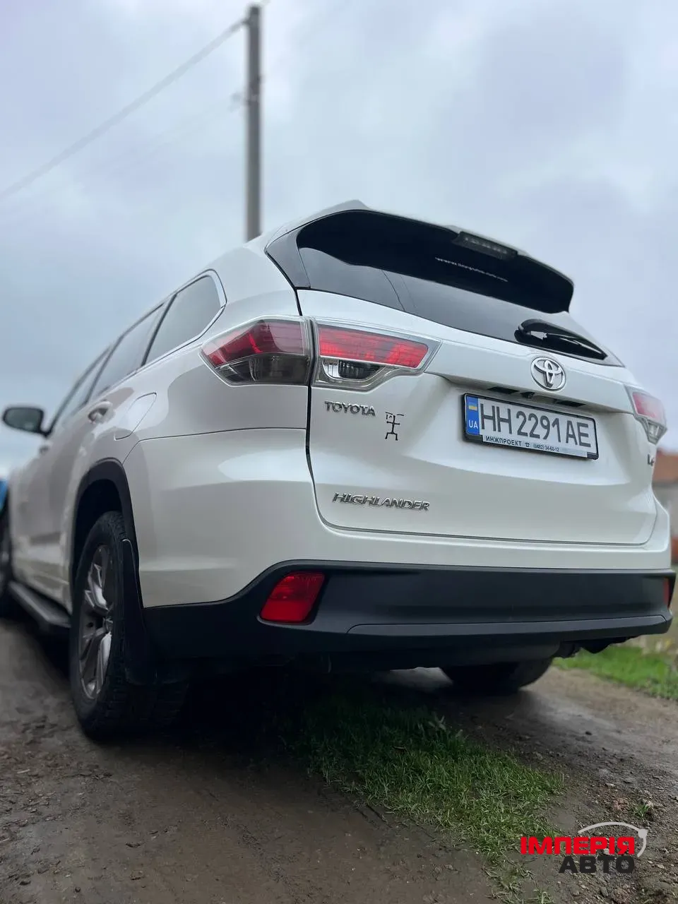 Toyota Highlander - фото 2