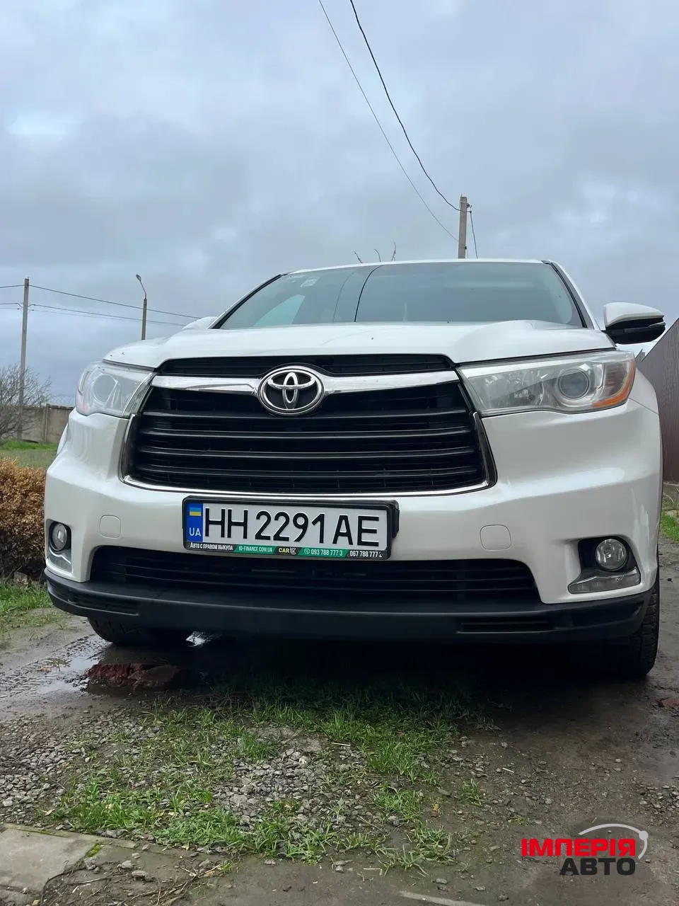 Toyota Highlander - фото 1