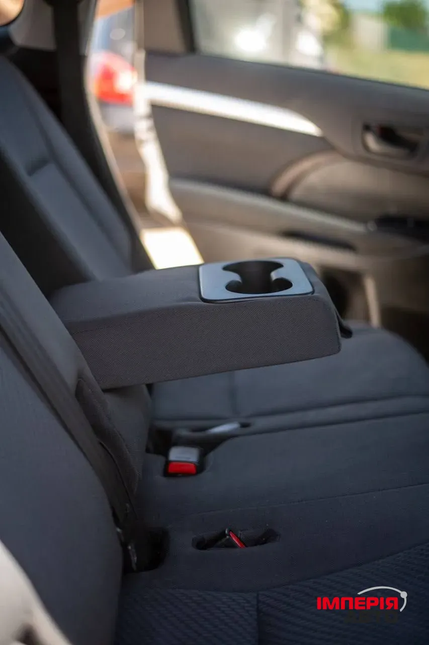 Toyota Highlander - фото 13