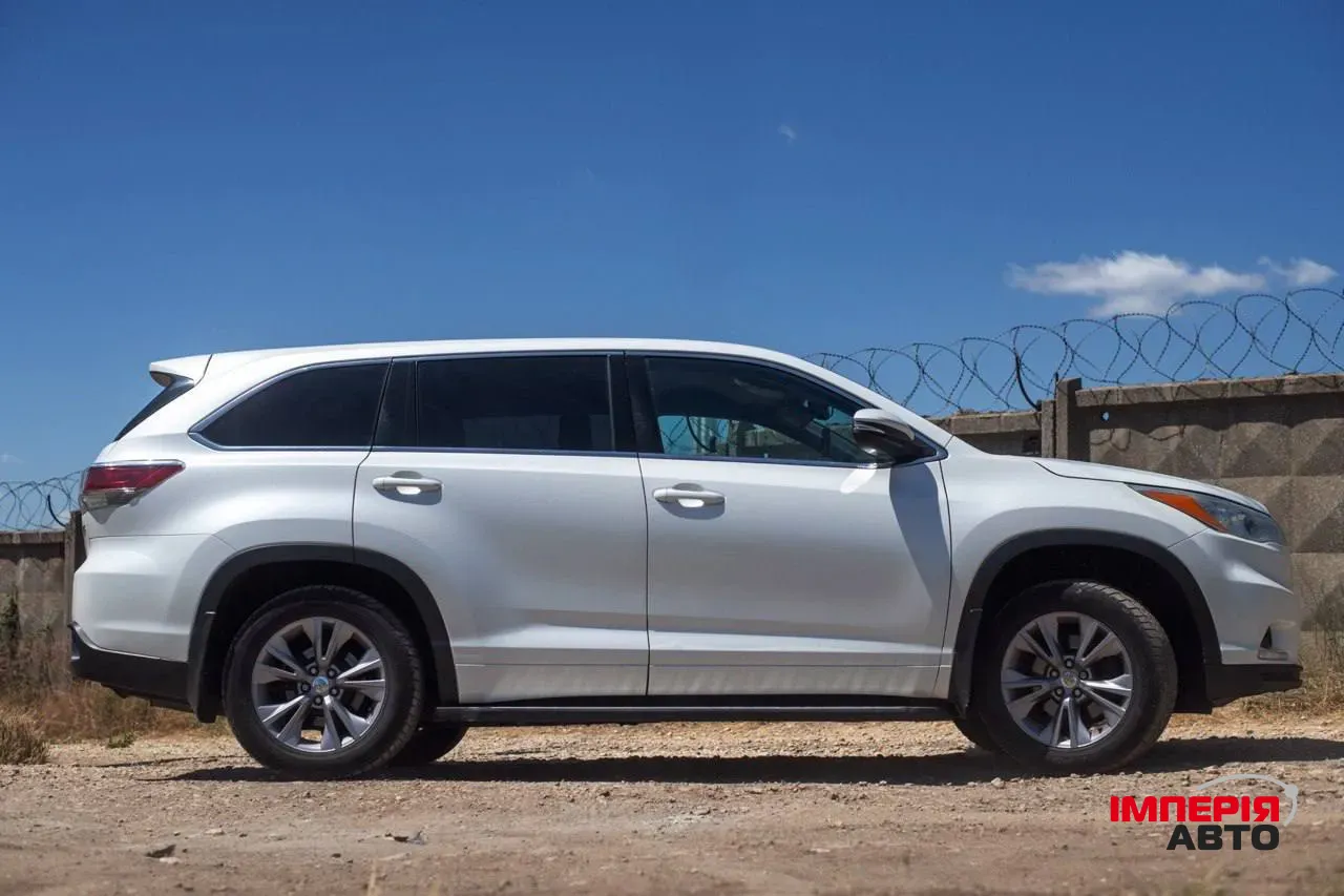 Toyota Highlander - фото 11