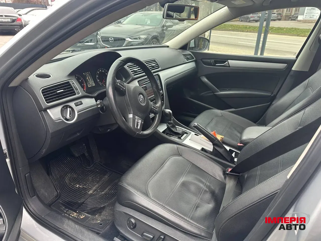 Volkswagen Passat - фото 4
