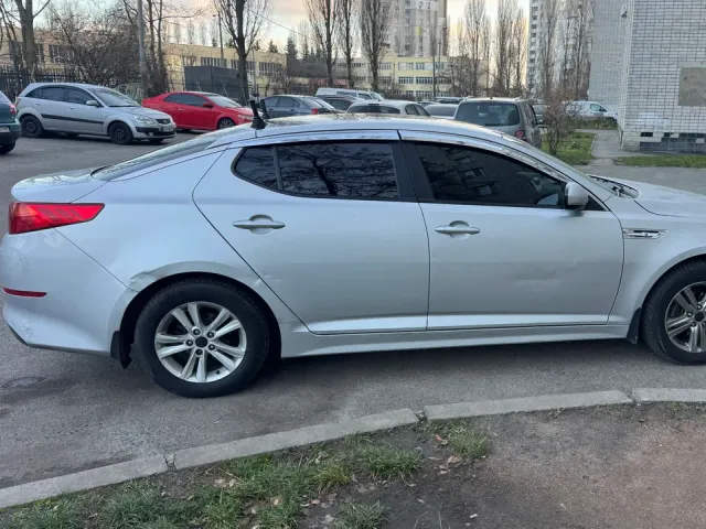 Kia K5 - фото 4