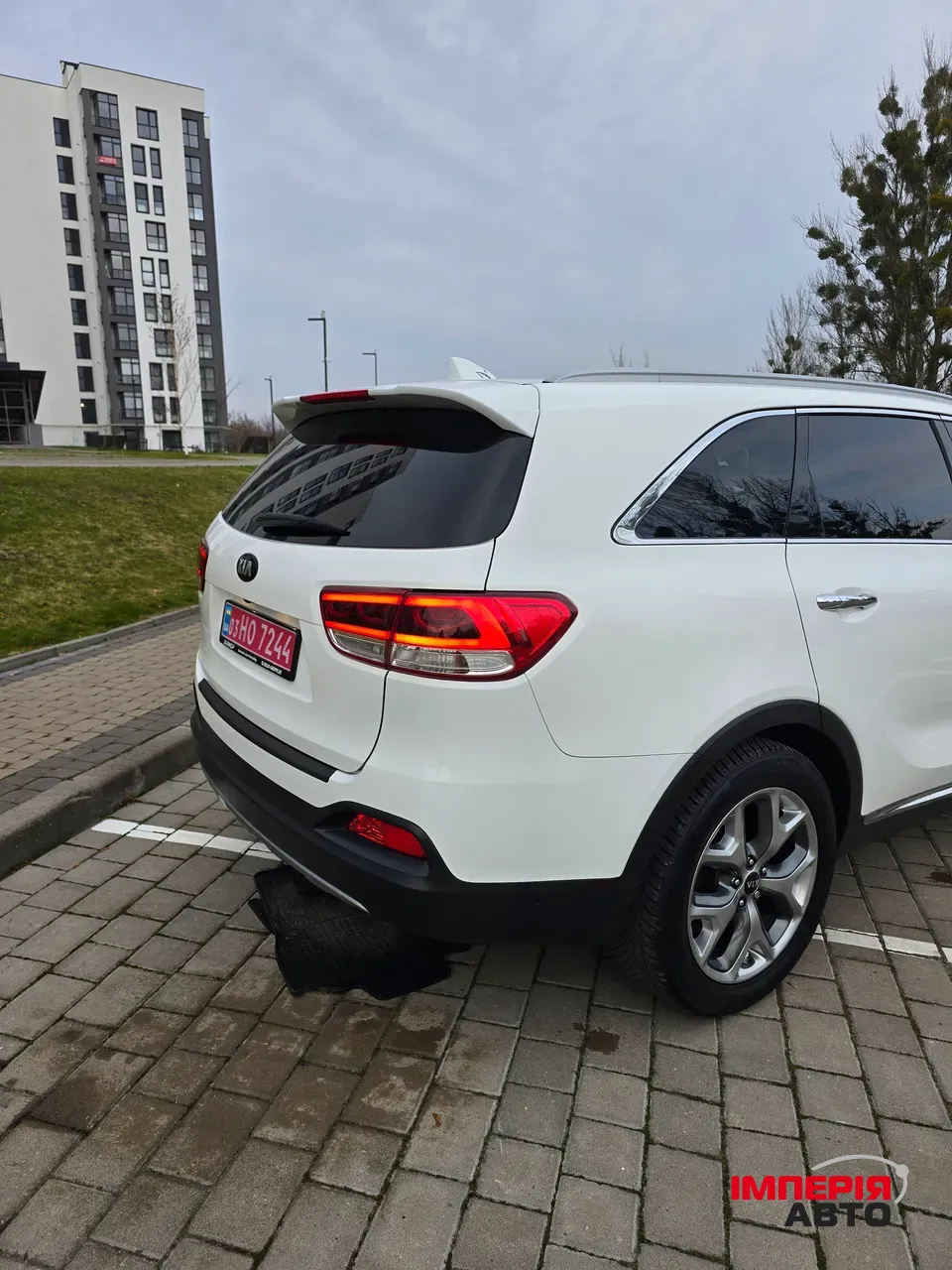 Kia Sorento - фото 6