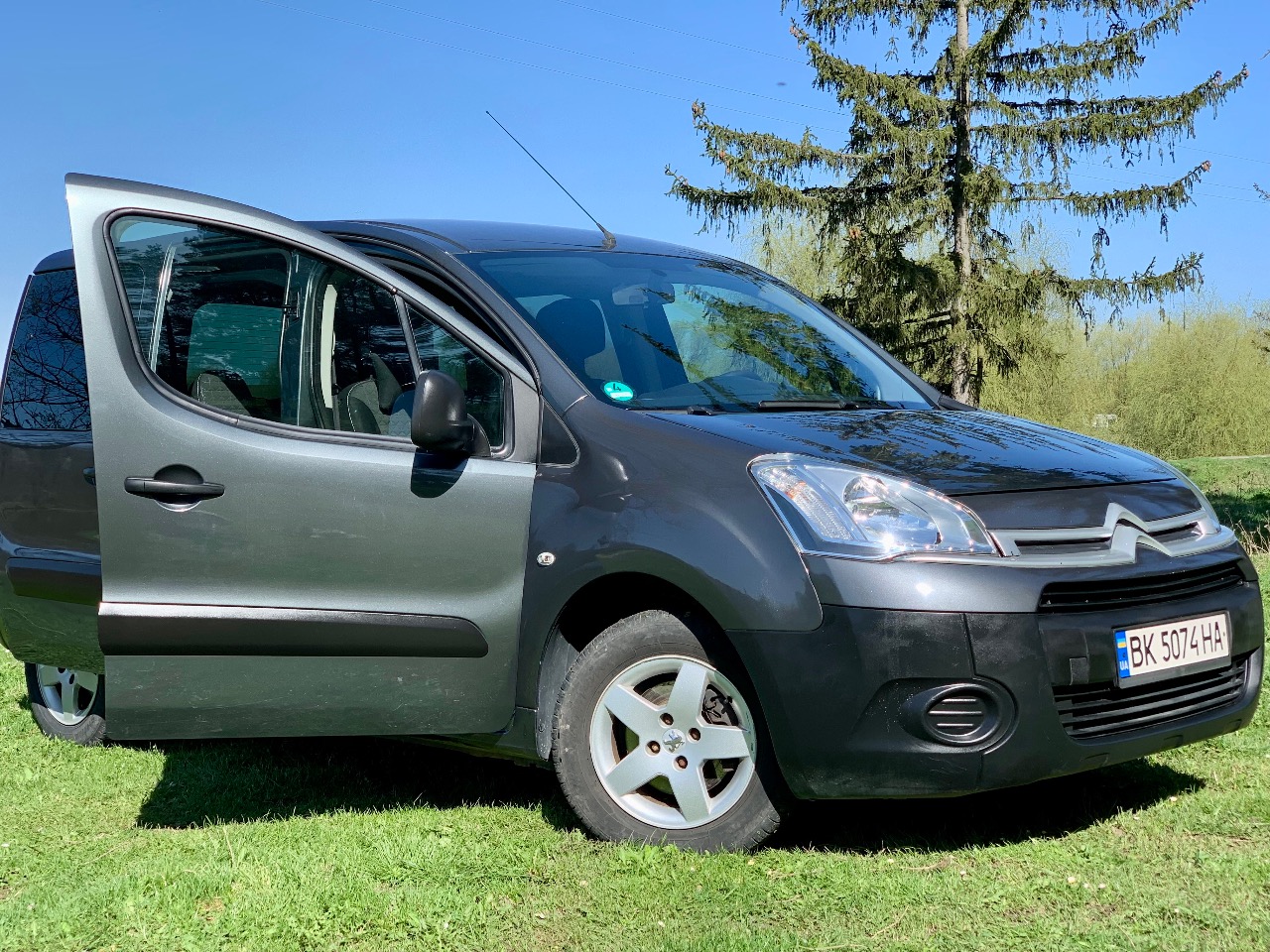 Citroen Berlingo - фото 1