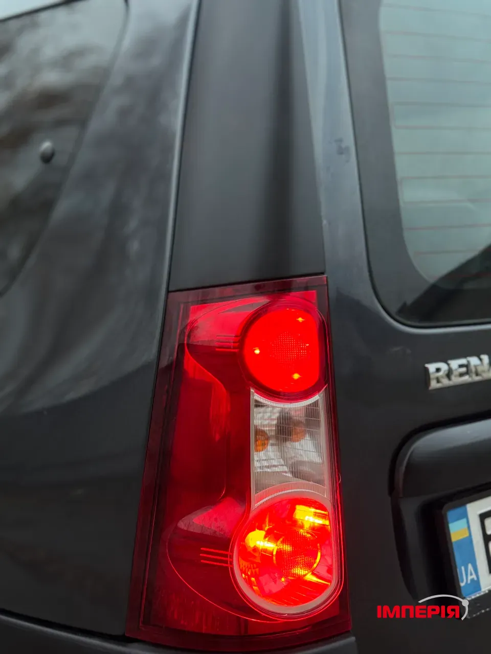 Dacia Logan - фото 10