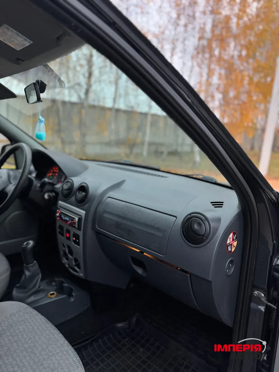 Dacia Logan - фото 32