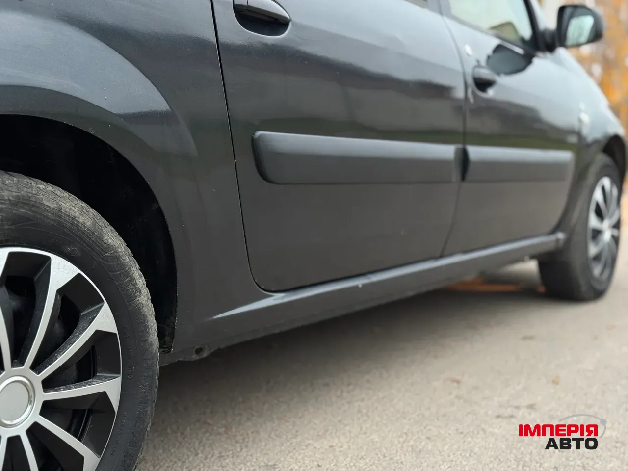 Dacia Logan - фото 16