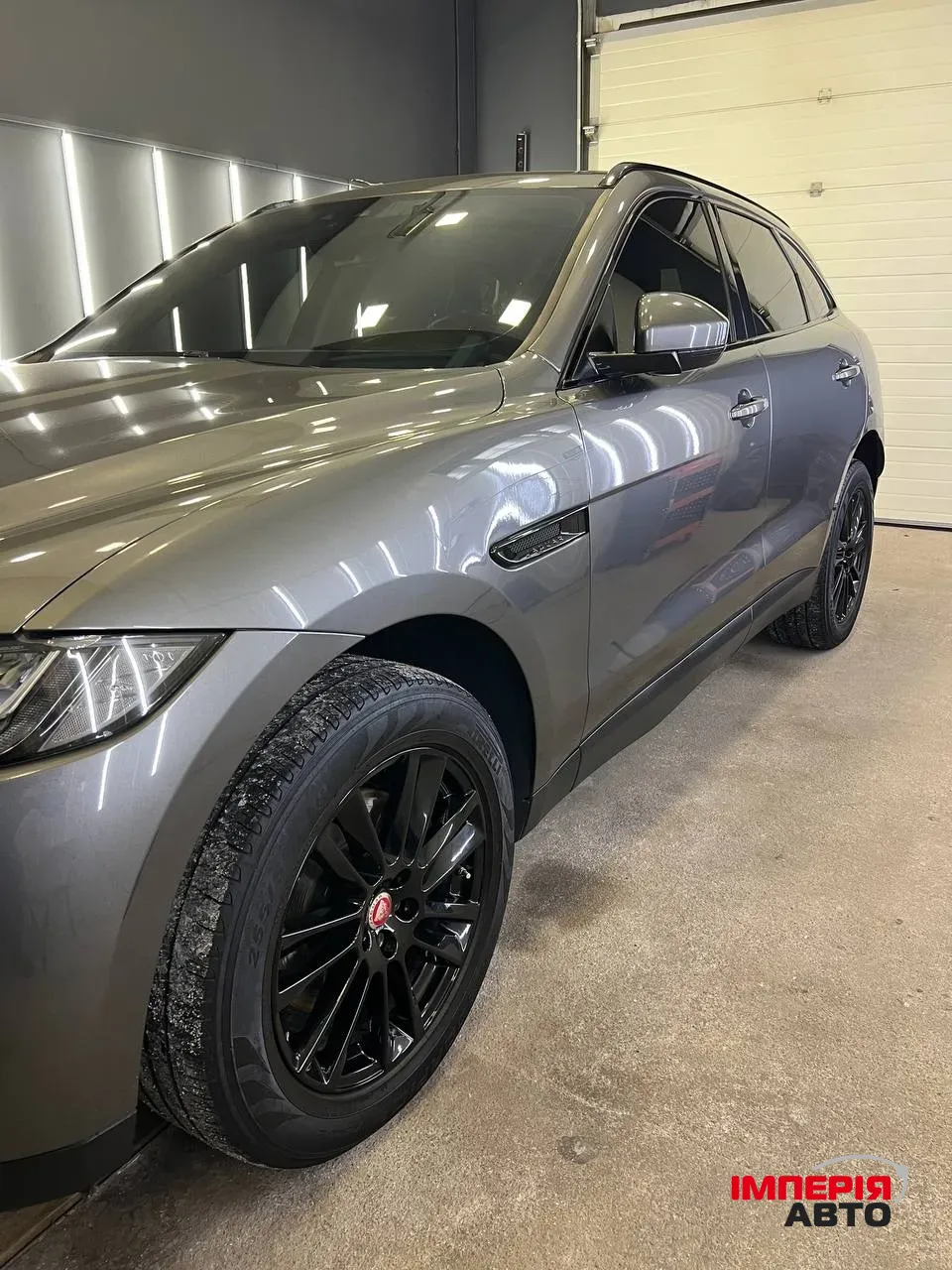 Jaguar F-Pace - фото 4