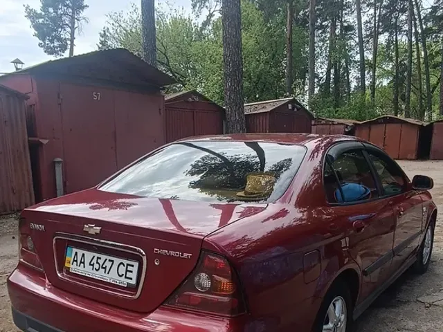 Chevrolet Evanda - фото 3