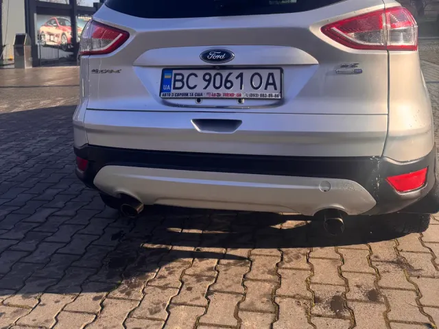 Ford Escape - фото 5