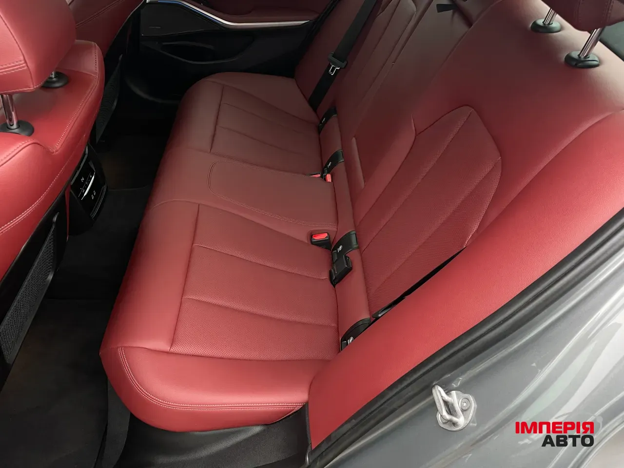 BMW 3 серії - фото 11