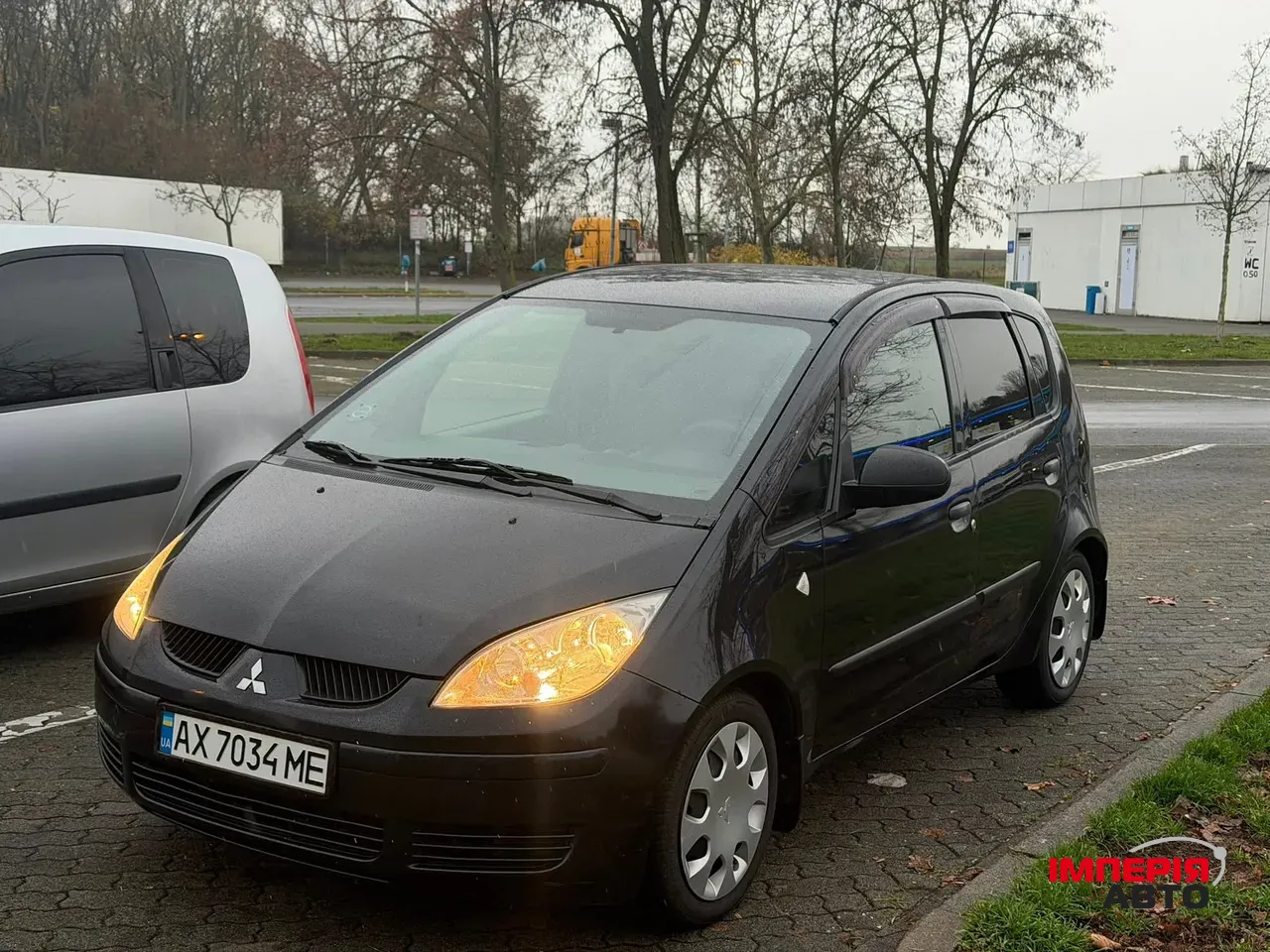 Mitsubishi Colt - фото 6