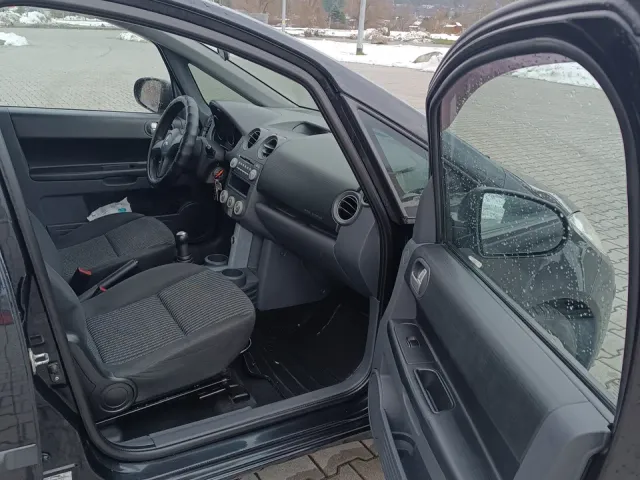 Mitsubishi Colt - фото 3