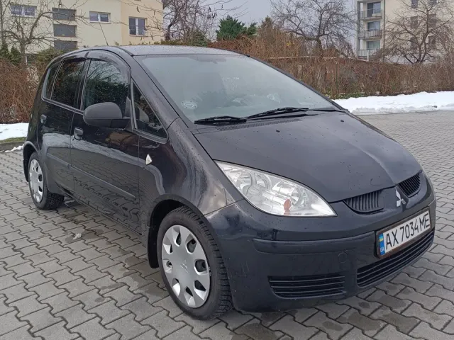 Mitsubishi Colt - фото 2