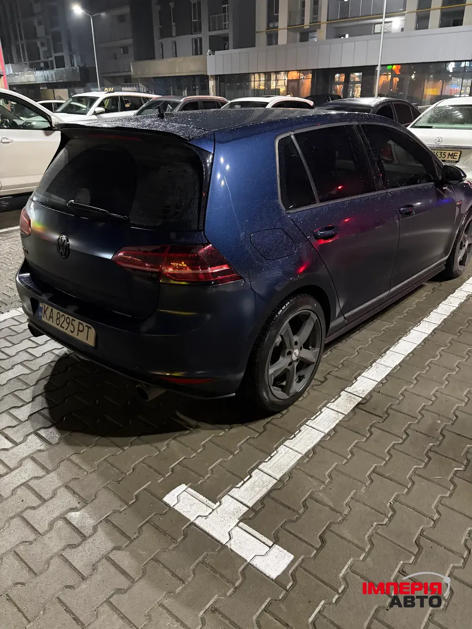 Volkswagen Golf GTI - фото 4