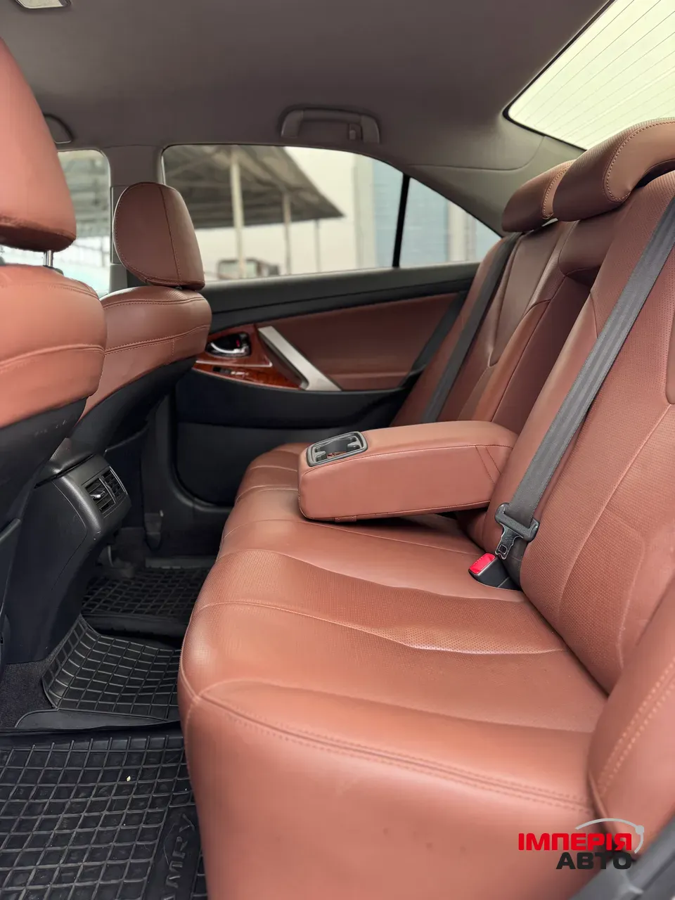 Toyota Camry - фото 17