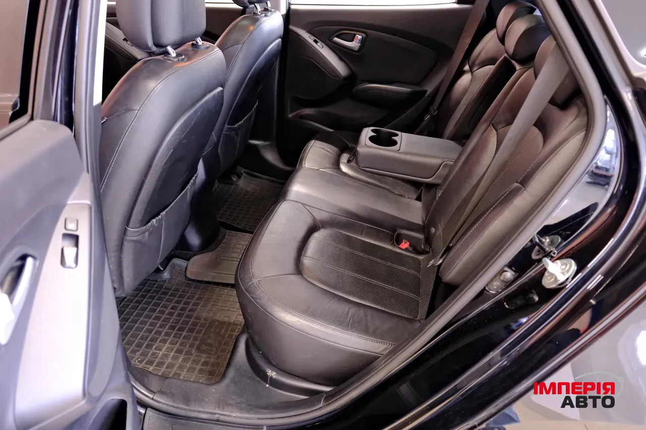 Hyundai ix35 - фото 8