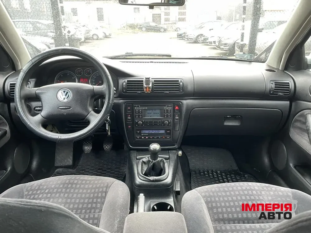 Volkswagen Passat - фото 3