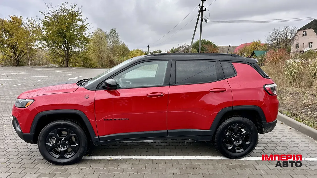 Jeep Compass - фото 2