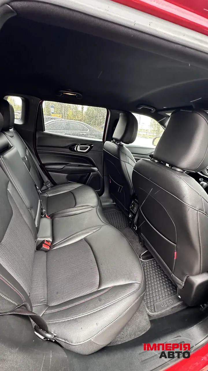 Jeep Compass - фото 6