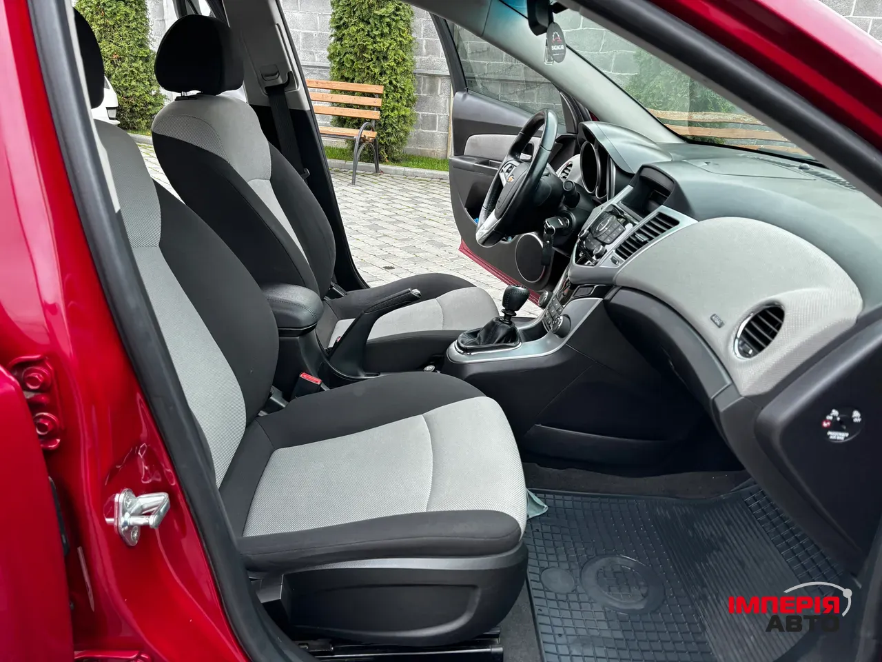 Chevrolet Cruze - фото 29