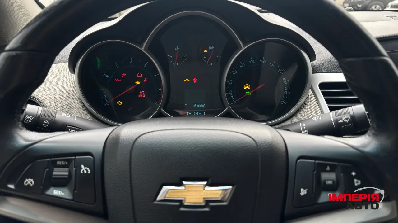 Chevrolet Cruze - фото 6