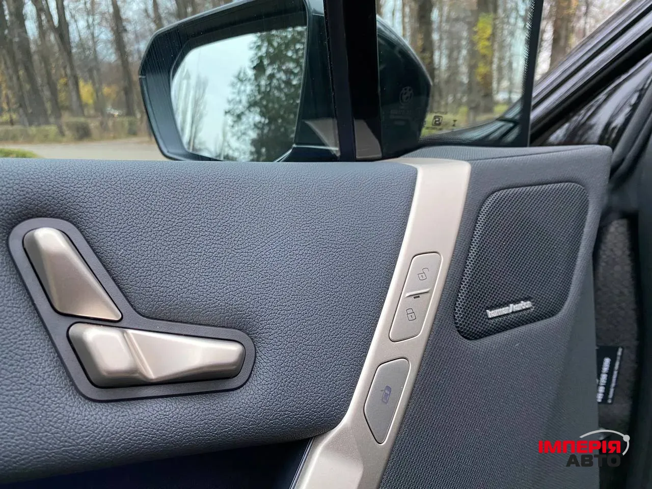 BMW iX - фото 13