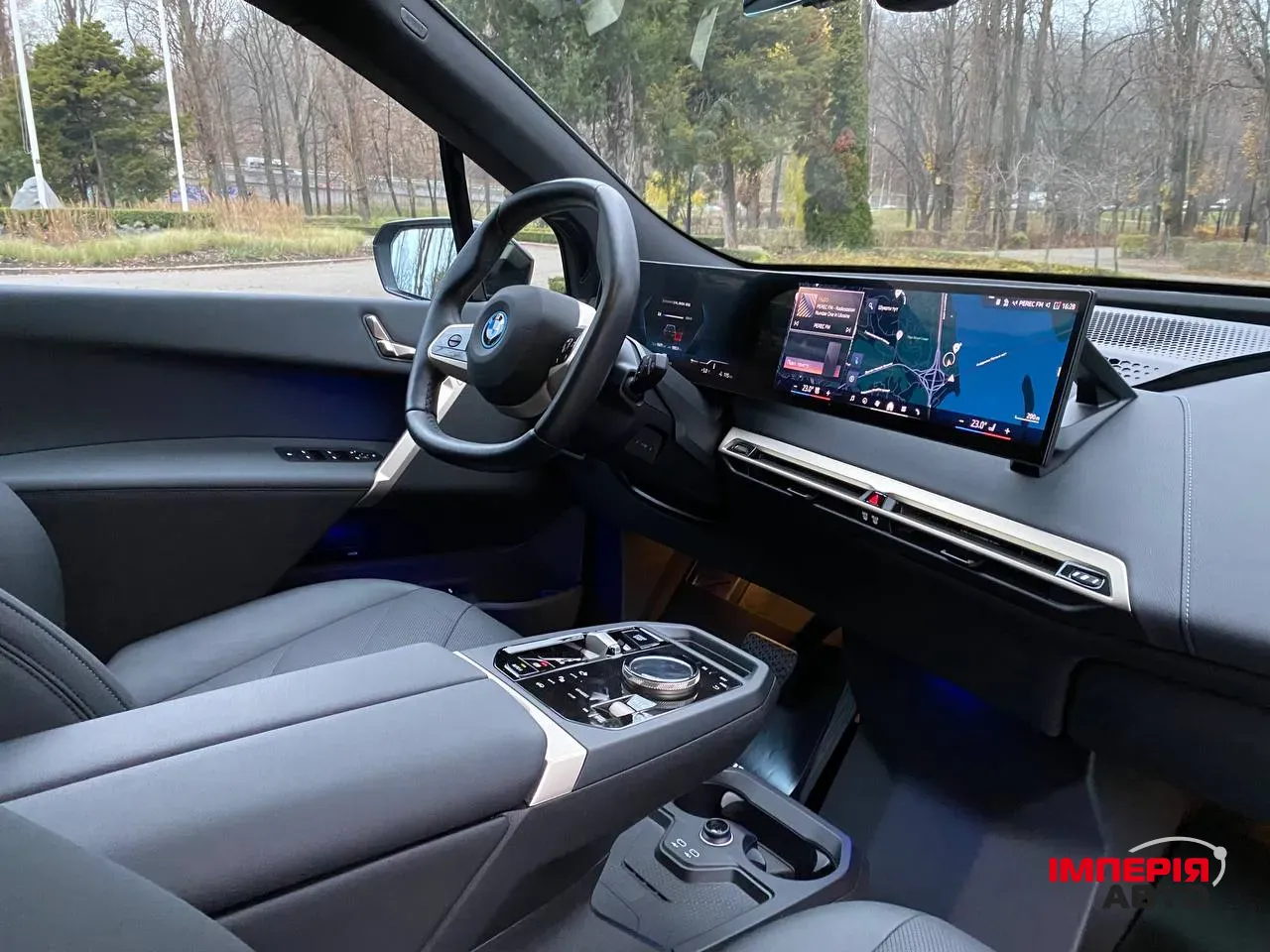 BMW iX - фото 18