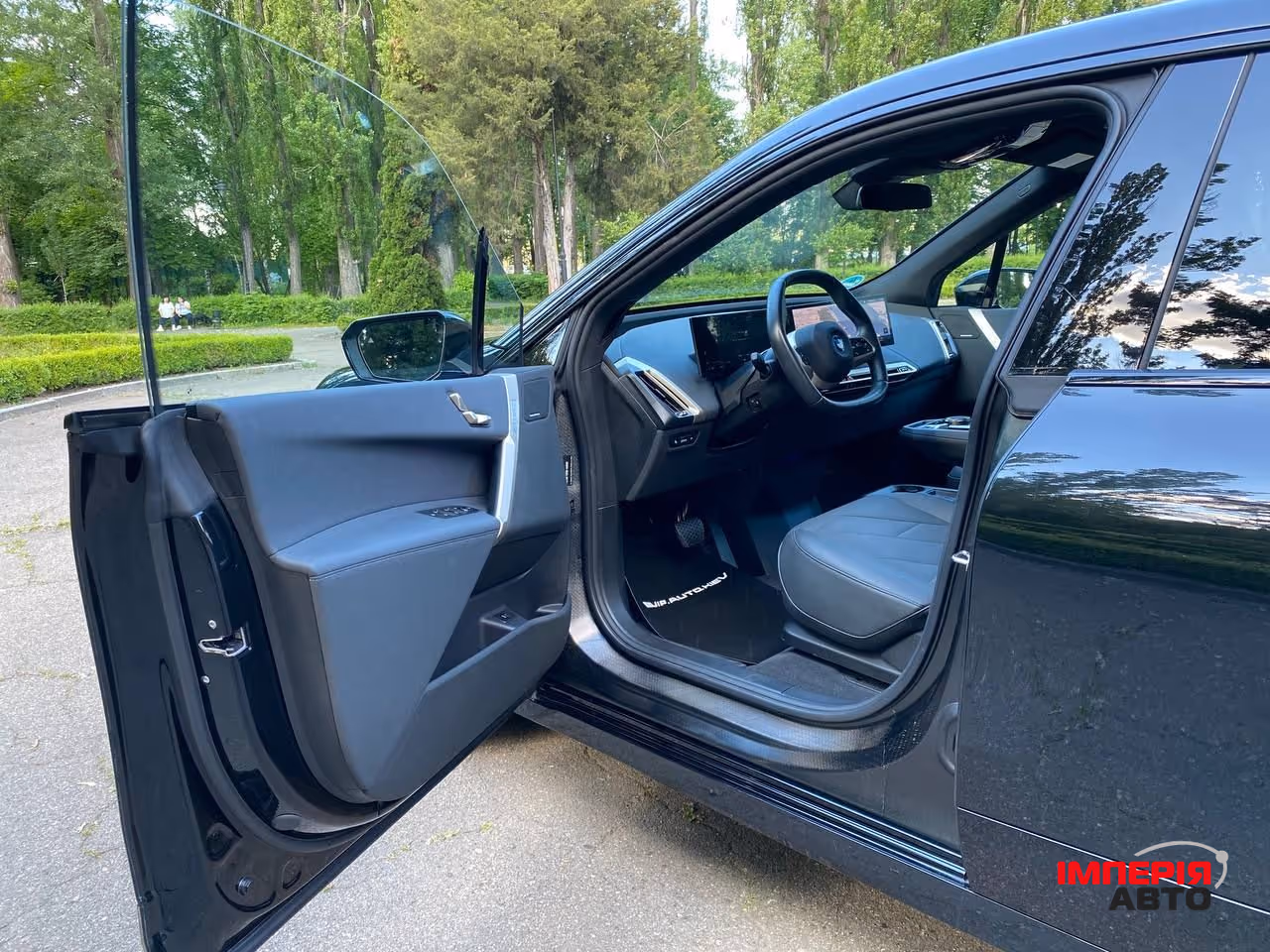 BMW iX - фото 13