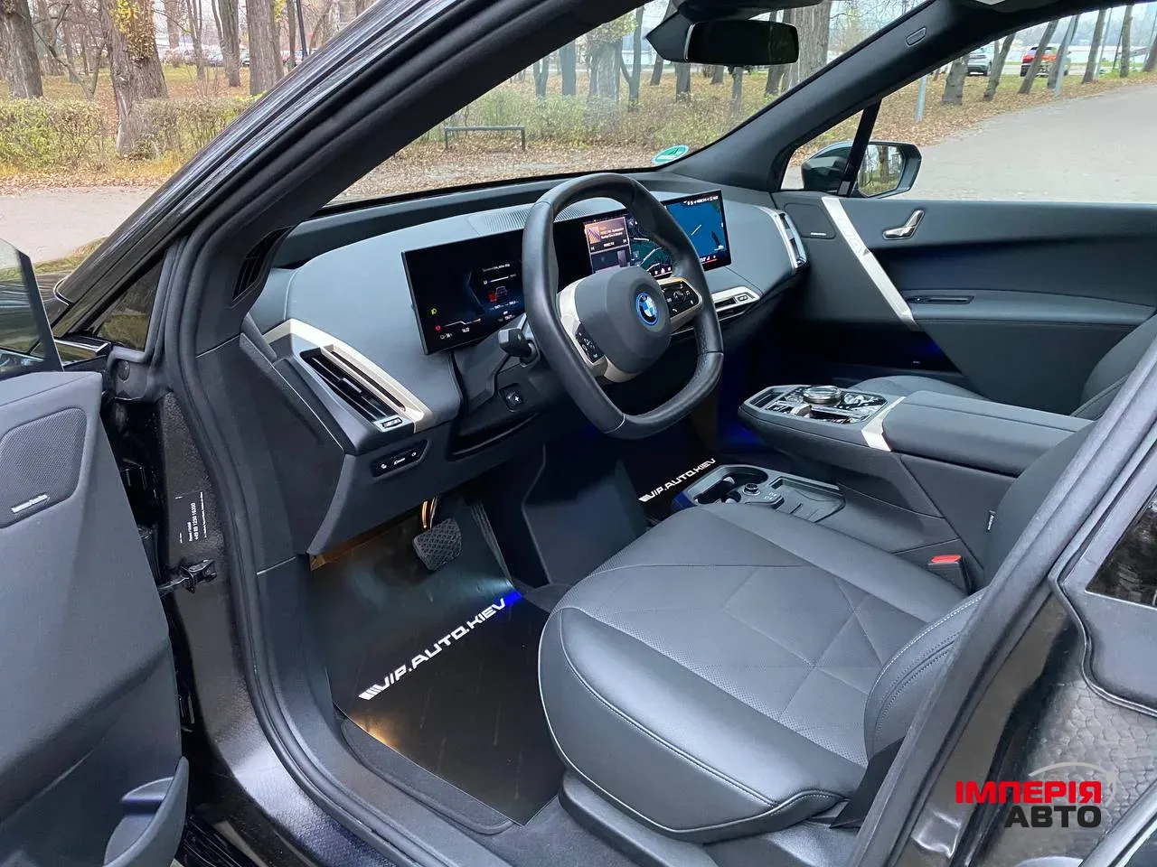 BMW iX - фото 11